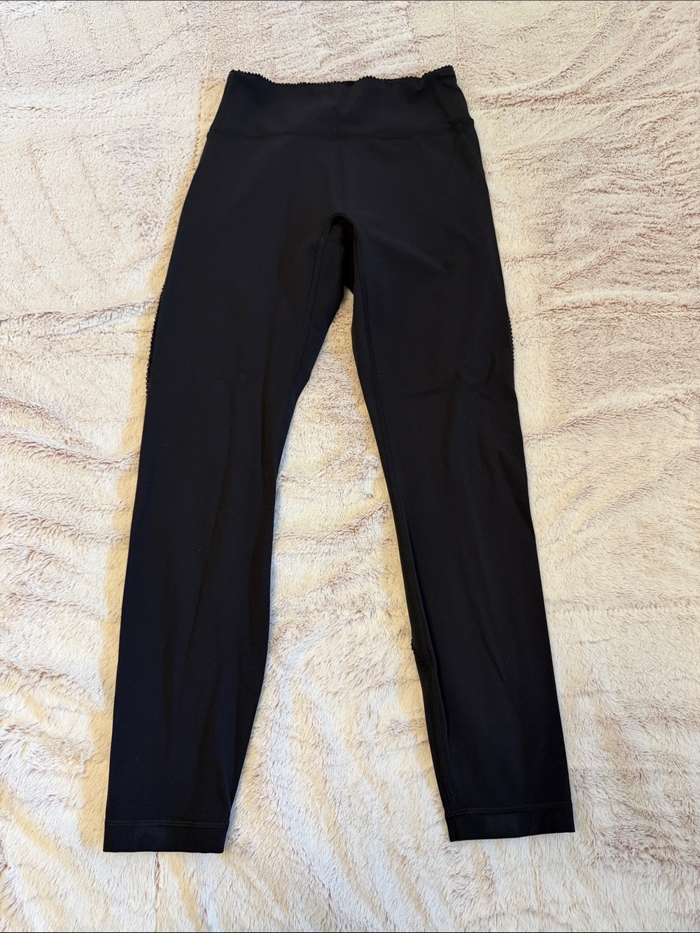 Lululemon Groove No Line High-Rise Tight 25" *Heart